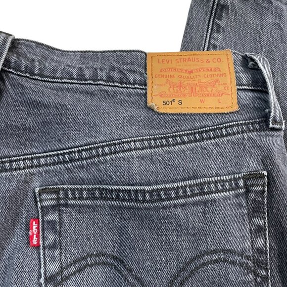 Levi's 501 Skinny Premium Jeans Women's Size 30x28 Gray Denim Button Fly Big E - Picture 6 of 8